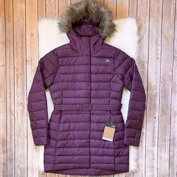The North Face Women’s Transverse Belted Parka In Blackberry Wine - Picture 2 of 10